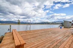 Coastal River Haven - Meredith Lodging - Image 3