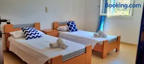 Zafeiris Apartments - Image 2