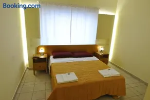 Roma Tourist House - Image 2