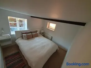 Cozy House - Image 3