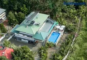 BIKI'S PALM VILLA - Image 1