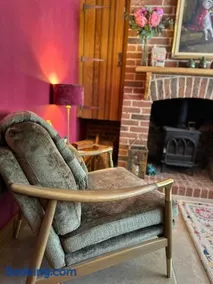 Curiosity Cottage - Image 3