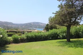 Sea View Eden - Image 1