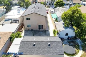 Spacious 5BR, LAX, Beach, SoFi-Sleeps 16 - Image 2