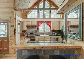 2 Person Jacuzzi Spa w Creekside Firepit - Image 2