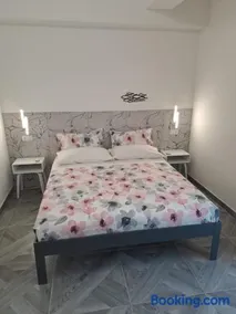 B&B Clarosa - Image 1