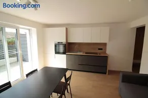Naia Apartments - Image 2