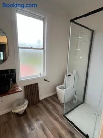 Branxholm Hotel - Image 2