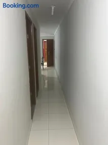 Apartamento com segurança vaga na garagem e boa localização - Image 4