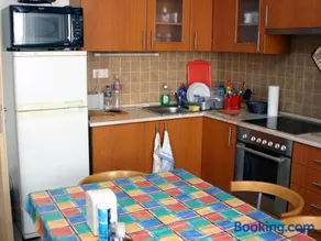 Arriva Apartment, optional indoor parking - Image 3