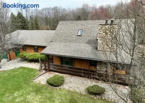 The Deer Lodge - Image 4