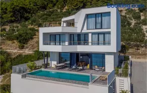 Nice Home in Brela With Wifi and 1 Bedrooms - Image 1