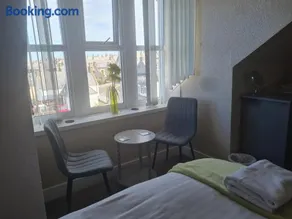 Victoria Hotel - Image 3