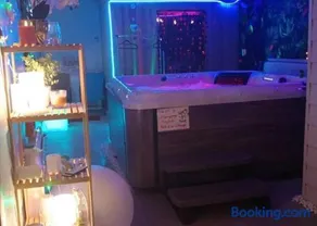 AQUA BIEN ETRE, Nuitées et SPA avec supplément pour deux à trois personnes - Image 3