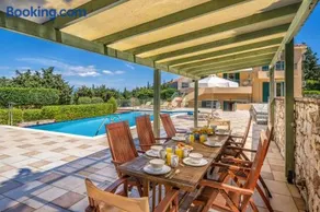 Villa Emelisse by Villa Plus - Image 3