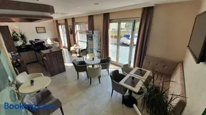Hotel Glorija - Image 3