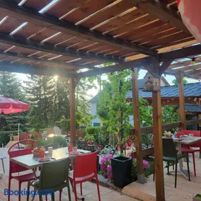 Le sapin rouge - Restaurant - bar - chambres d'hôtes - Image 2