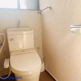 Japan House 湯島 - Image 2