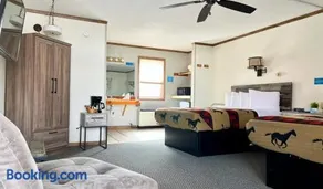 Healing Waters Resort and Spa - Image 2