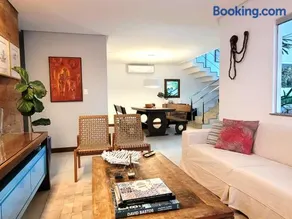Guarajuba, 5 suites e piscina - Image 2