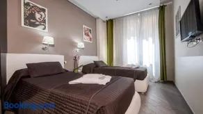 Mia Suites - Image 2