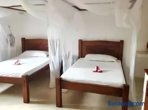 Spacious accessible house in Watamu, shared pool - Image 5