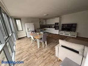 Lilia 4 Self-Check in apartment - Image 5
