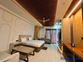 Nagarkoti Residency Inn - Image 1