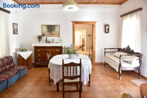 Amaryllis Guest House - Image 4