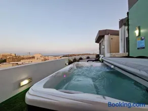 Millennium Penthouse with private Hot Tub Gozo - Image 1