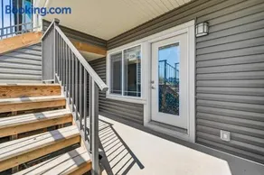 Brand New Executive Suite - Image 2