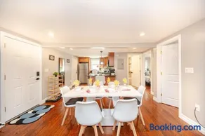 Sparkling 2BR Quincy Apt near Wollaston Beach - Free Parking, Balcony, TV, Pet Friendly 74R - Image 2