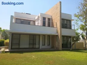 BK's Villa Golf - By the 7th Hole - Image 2