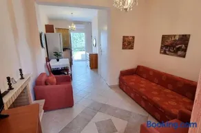 Lux Siviris apartments - Image 1