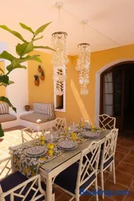 La Manga Amarilla - Image 1