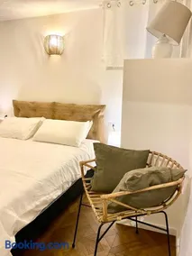 Gemma Lodge - Image 2