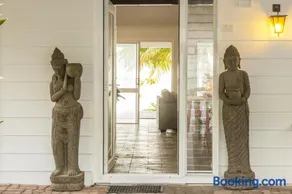 Drift Beach House Getaway - Image 3