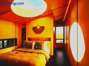 Sirleaf Luxurious - Image 2