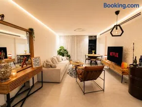 amor premium residence-4BR apartment with balcony - Image 2