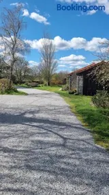 Chambres et gîte dans un lieu calme et champêtre Gourgé Les Grippeaux proche Parthenay - Image 1