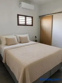 Tigre Beach House - Image 1