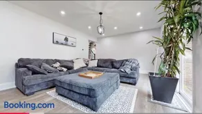 Newly renovated luxury villa in Stouffville, ON - Image 5