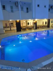 Sun Shine Mir Otel - Image 1