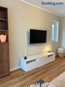 Moderne Wohnung nahe Hockenheimring für bis zu 8 Personen - Image 3