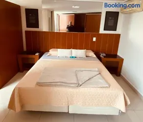 Special Flat Alto Padrão em Hotel na melhor Localização - Image 5
