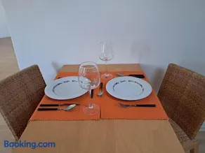 Magnifico appartamento adatto alle famiglie con barbecue e giardino - Image 4