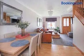 Victoria Retreat - Image 1