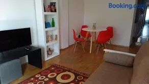 DEPARTAMENTO a PASOS del CENTRO, BARRIO NORTE, 4 PERSONAS - Image 2