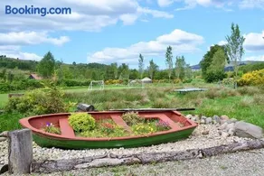 Byre 2 In The Park - Image 5