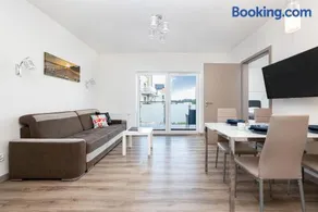 Apartament Pięć Mórz by Noclegi Renters - Image 2